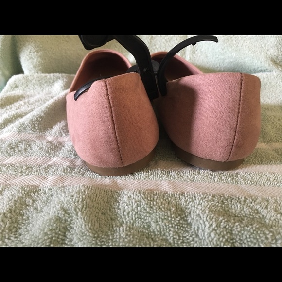 almond toe flats. - Picture 4 of 5